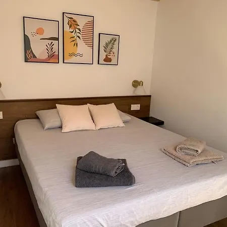 Moderna Casa De Invitados Con Terraza Y Piscina * Corralejo